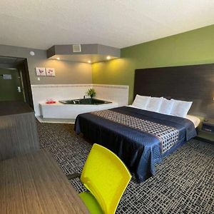 King Suite Spa Bath Non-Smoking